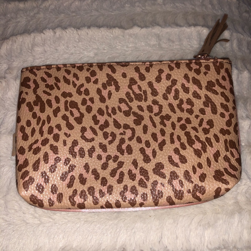 Leopard Ipsy Bag